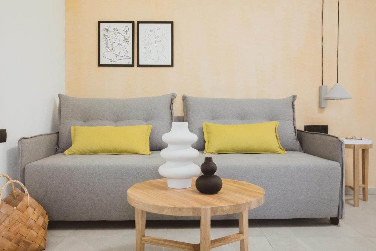 Essentia Vita Comfy Suites ลีเมนาส ภายนอก รูปภาพ