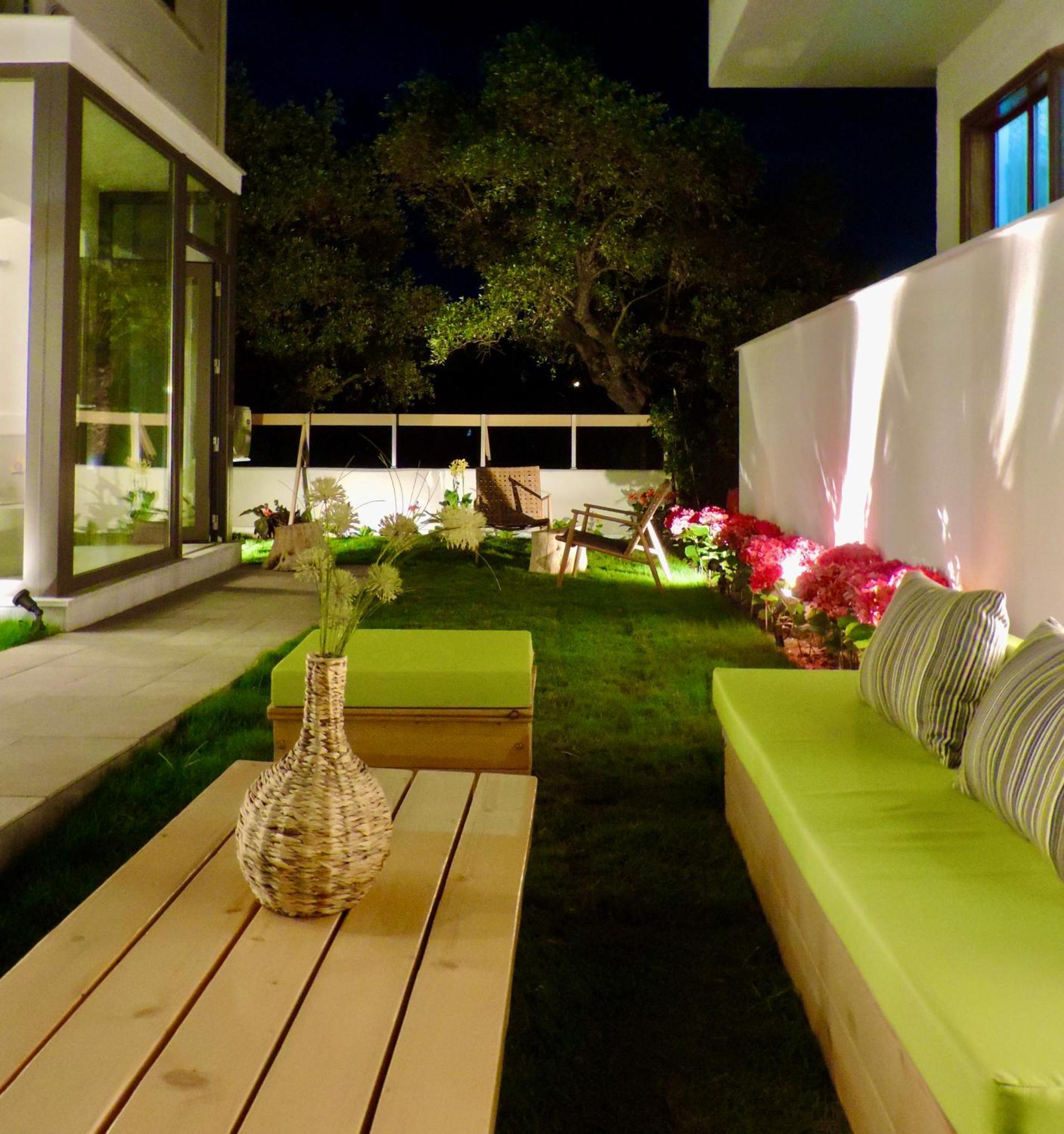 Essentia Vita Comfy Suites ลีเมนาส ภายนอก รูปภาพ